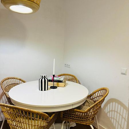 Casa Leo Apartment อัลเมรีอา ภายนอก รูปภาพ