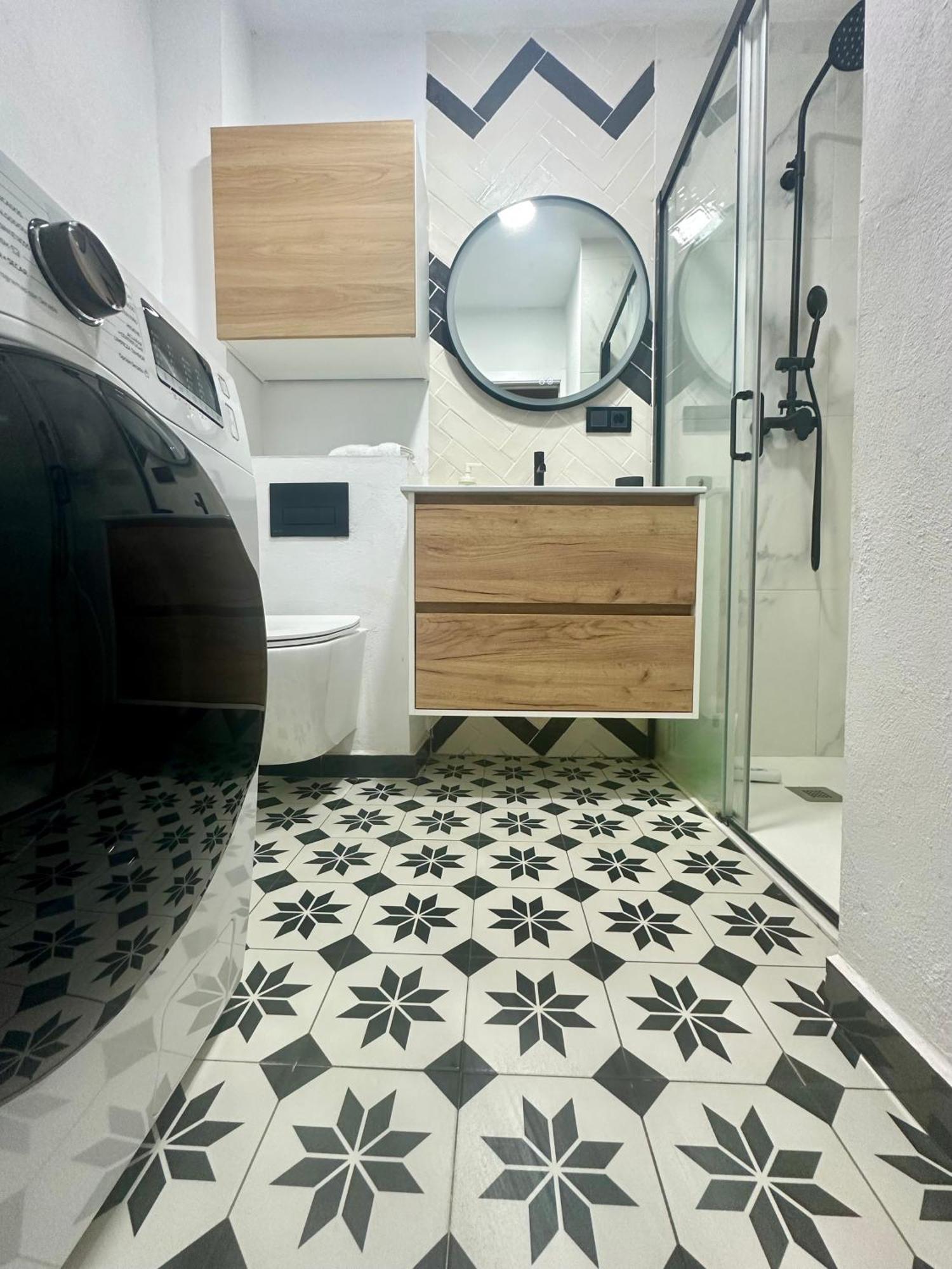 Casa Leo Apartment อัลเมรีอา ภายนอก รูปภาพ