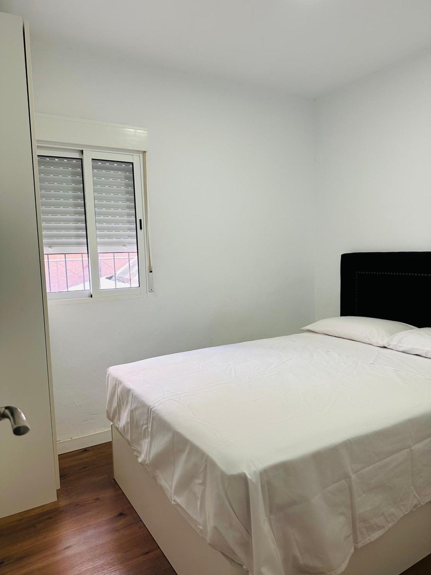 Casa Leo Apartment อัลเมรีอา ภายนอก รูปภาพ